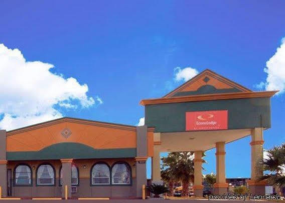 Econo * Temple